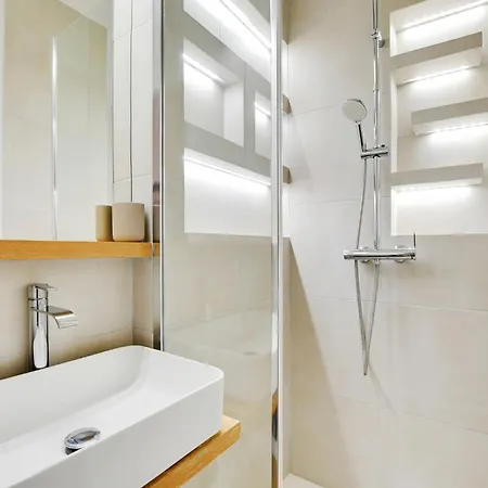 Appartamento Luxury Paris, Paisible, 2 Chambres, Toute Commodités Parigi