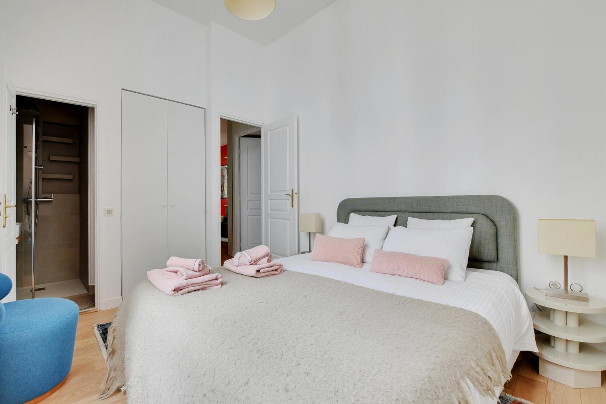 Luxury Paris, Paisible, 2 Chambres, Toute Commodites Paris